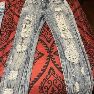 Denim ripped jeans